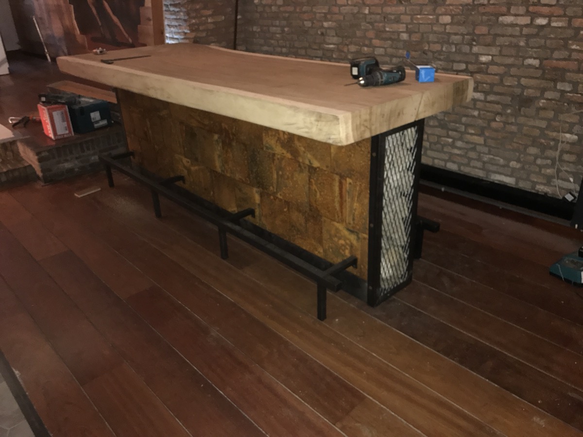 Industriële bar