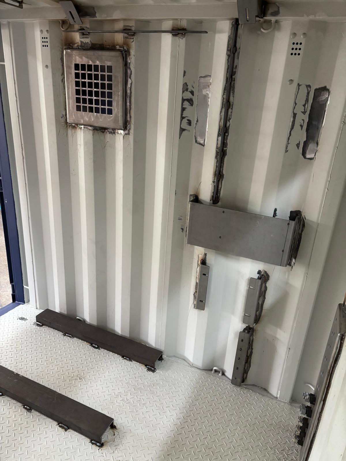 Container details