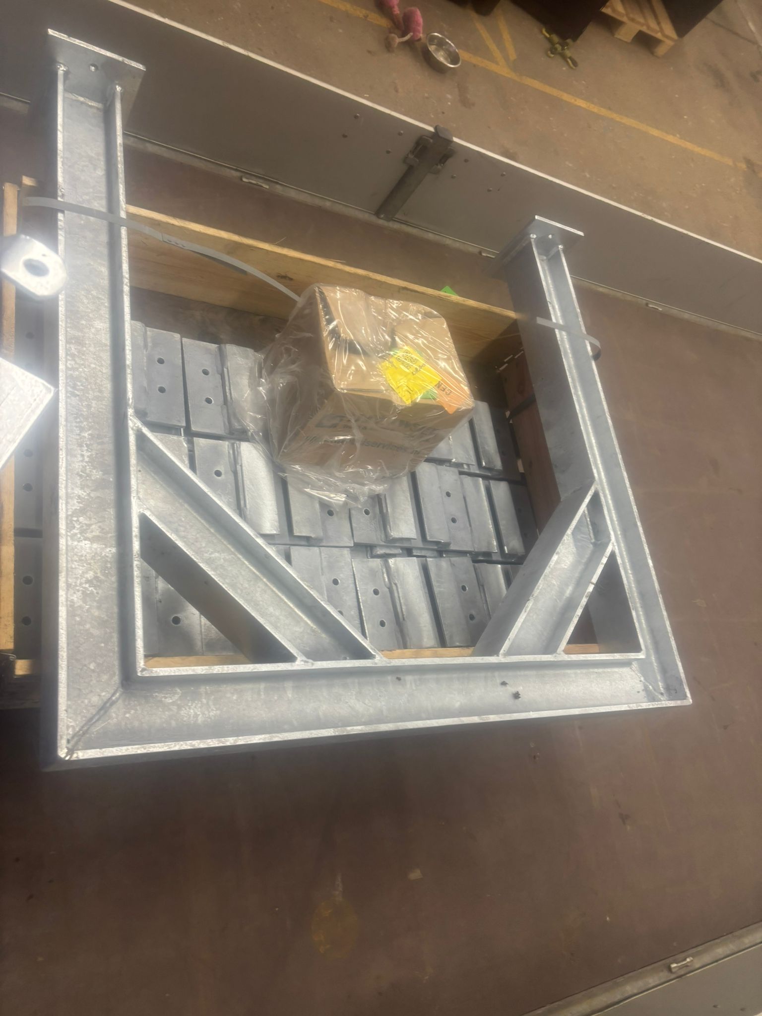 Verzinkt brugframe